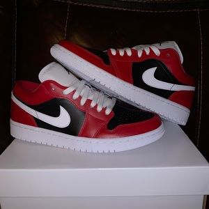 Jordan 1 low DC0774-603 size 9W/7.5M